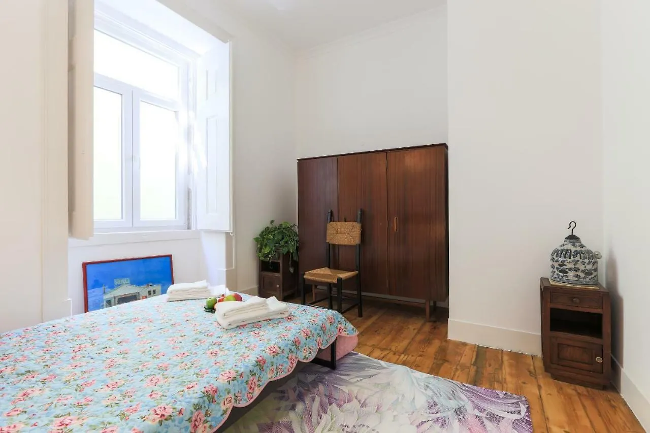 Lisbon Secret & Charming Baixa 4 Bedroom Apartment