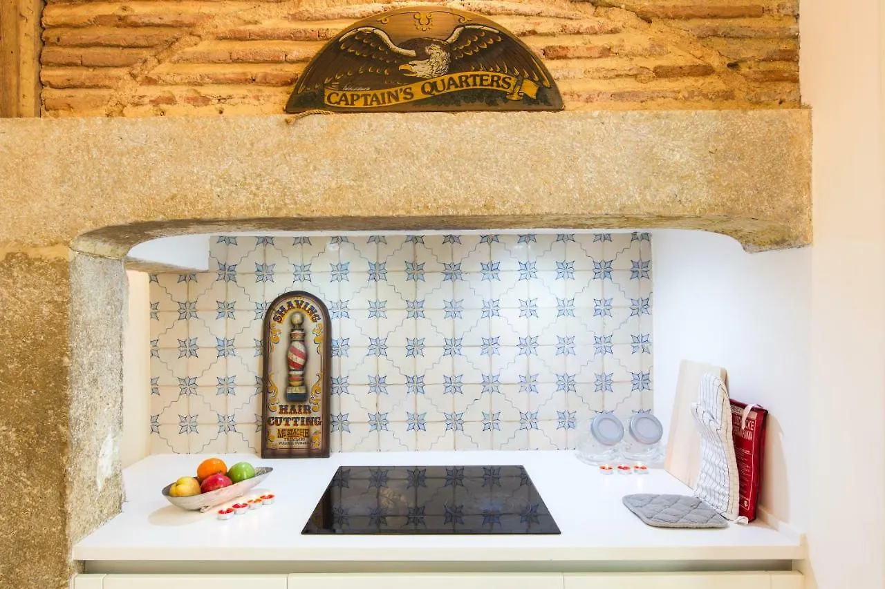 Lisbon Secret & Charming Baixa 4 Bedroom Apartment