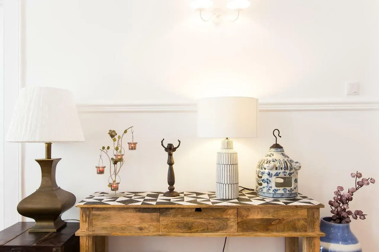 Lisbon Secret & Charming Baixa 4 Bedroom Apartment